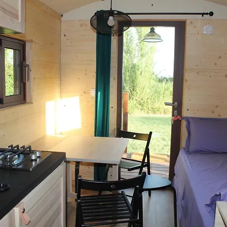 Holiday home Mas Dou L'estele Roulotte-gite *